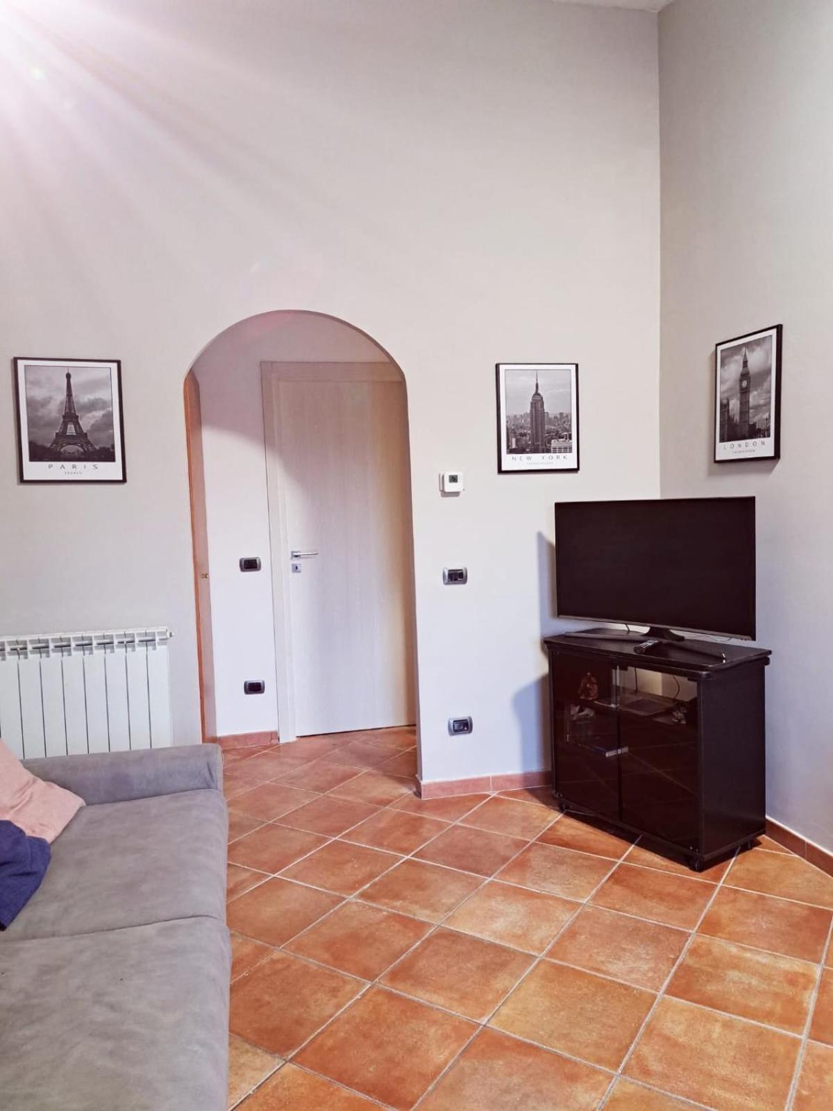 Apartment Roma Tor Vergata Con Giardino Eksteriør bilde