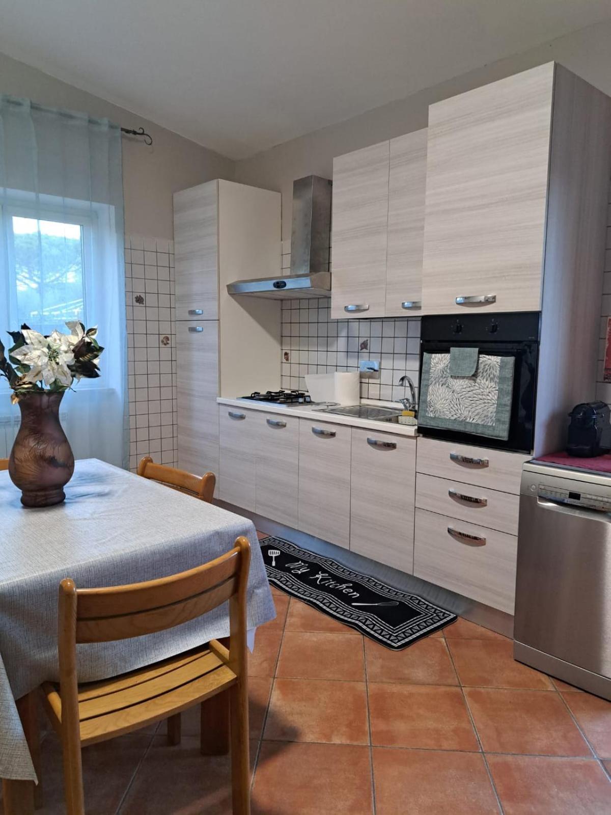 Apartment Roma Tor Vergata Con Giardino Eksteriør bilde